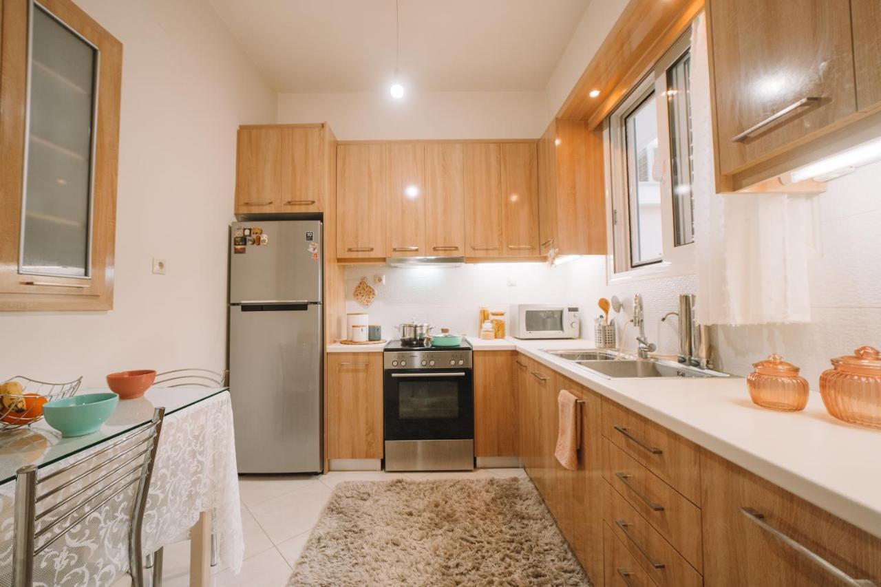 Debbies House Apartment Каламата Екстериор снимка